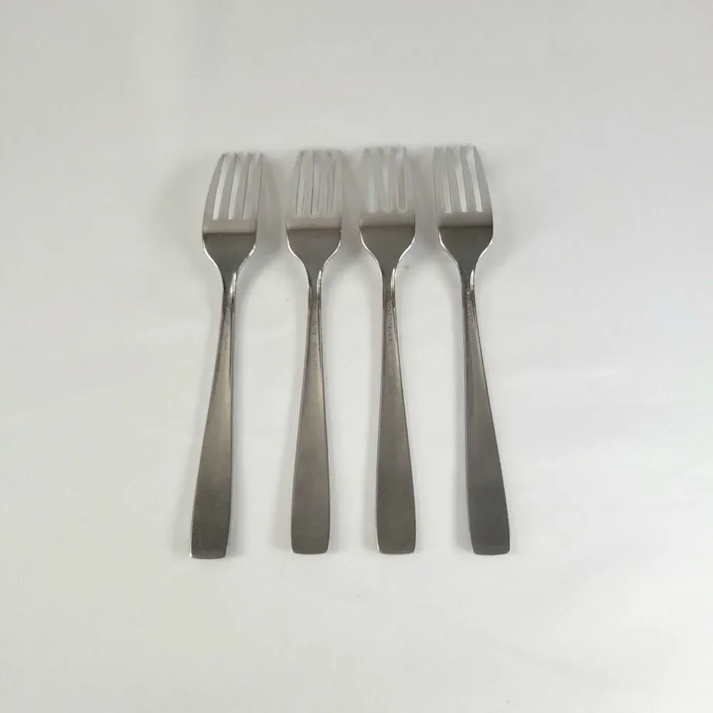 Oneida Satin Accent Stainless USA Flatware Set 4 Dinner Forks 7 3/8